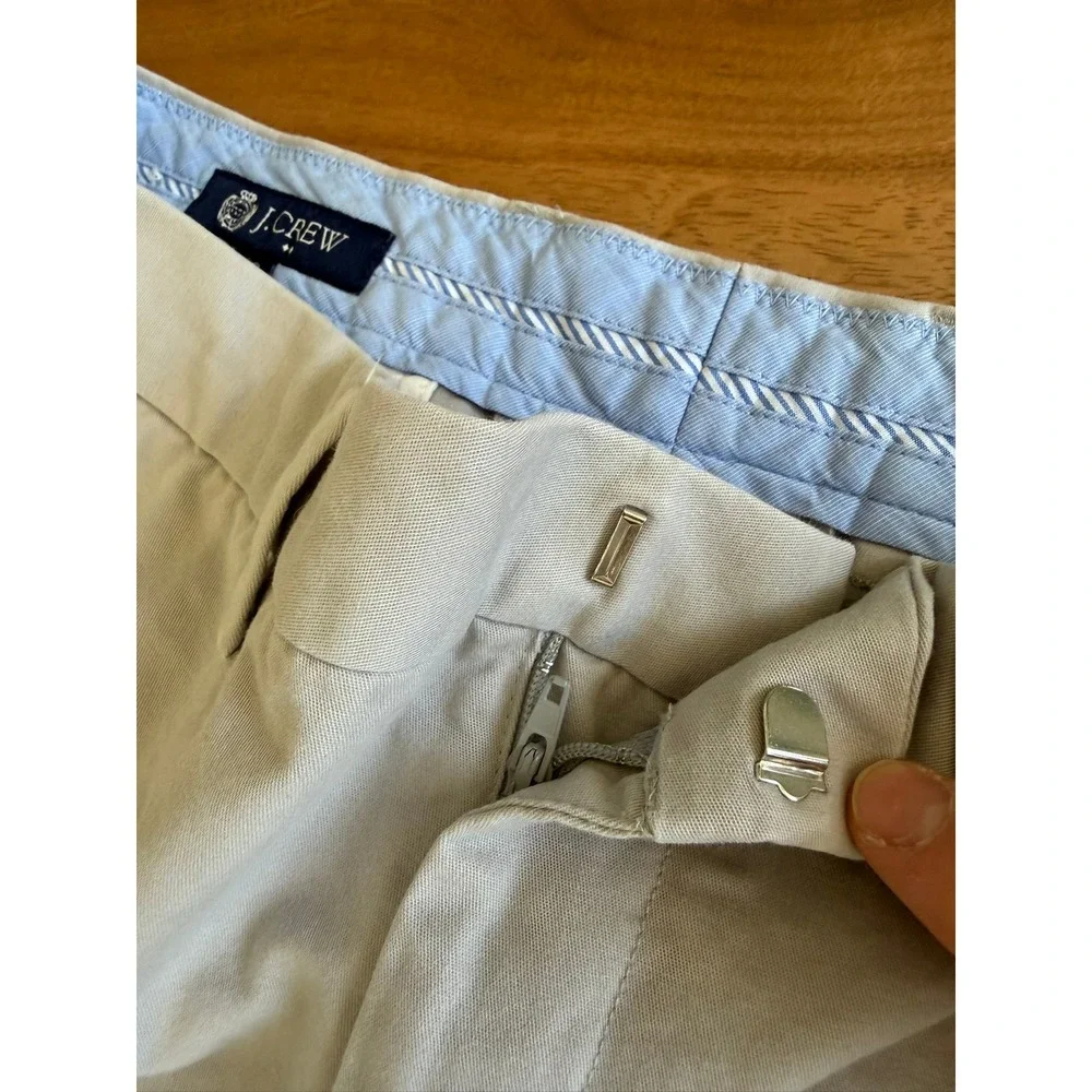 J. Crew Mens Essential Chino Pants 33x32 Light Gray Cotton Twill Style 29108